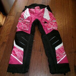 Ladies lg Castle x snow pants snowmobile ski very gentle used a couple times